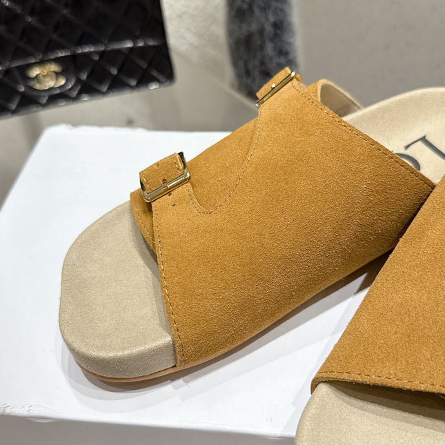 LOEWE 26S EASE SLIDE IN CAMEL BROWN SUEDE