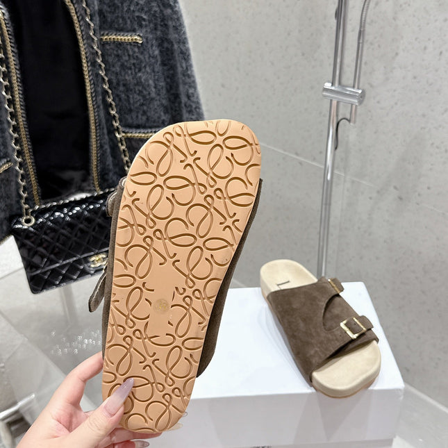LOEWE 26S EASE SLIDE IN DARK BROWN SUEDE