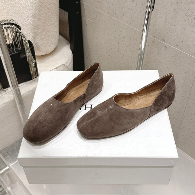 CELINE 26S FLAT SHOES IN TOFFEE BROWN SUEDE