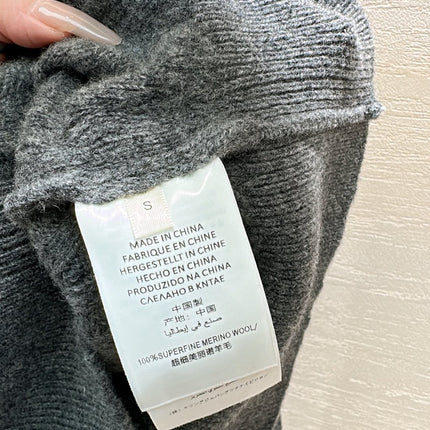 MIUMIU SWEATER STYLE 790