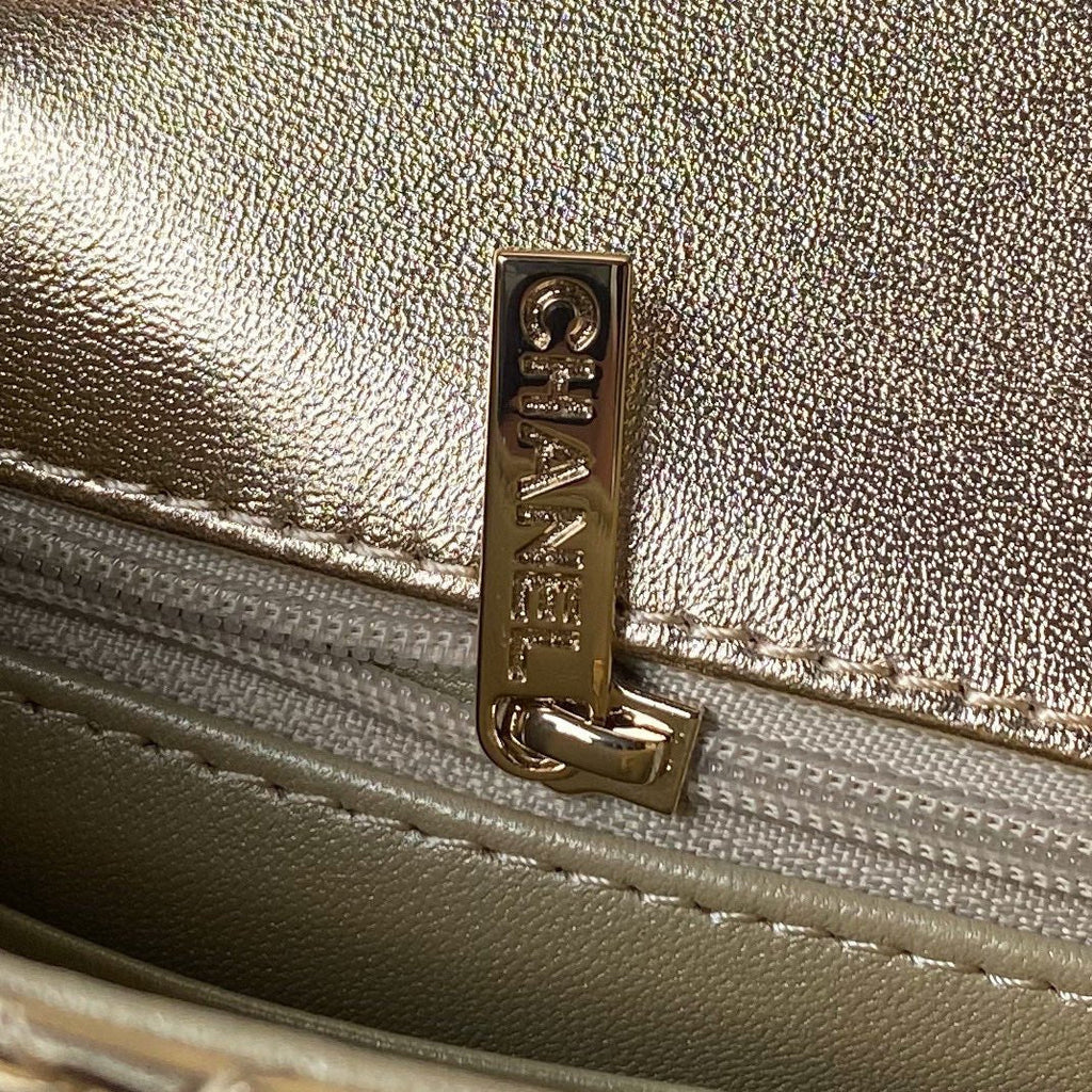 CC MINI 19 FLAP BAG IN GOLDEN METALLIC CALFSKIN WITH STRAP