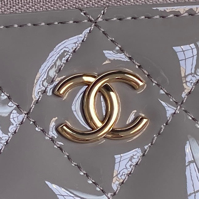 CHANEL 25S VANITY CASE 17 IN CHARCOAL GRAY PATENT CALFSKIN GOLD HARDWARE