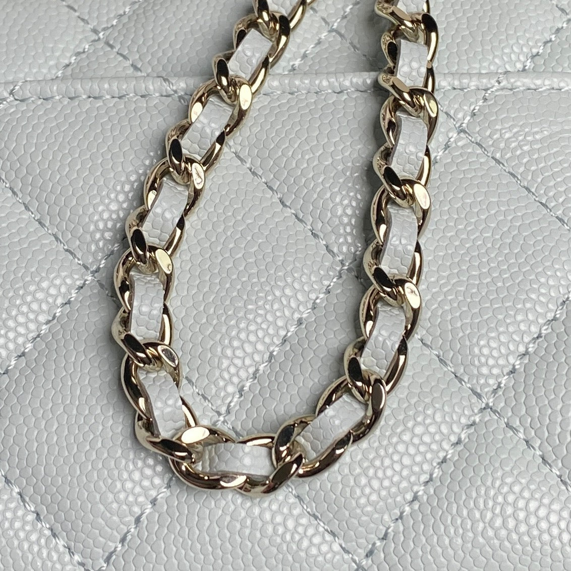 CHANEL 25S KELLY BAG 19 IN POWDER BLUE CALFSKIN GOLD HARDWARE