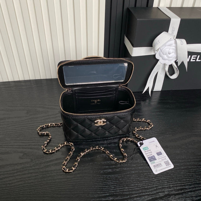 CHANEL 25S VANITY CASE 17 IN BLACK LAMBSKIN GOLD HARDWARE