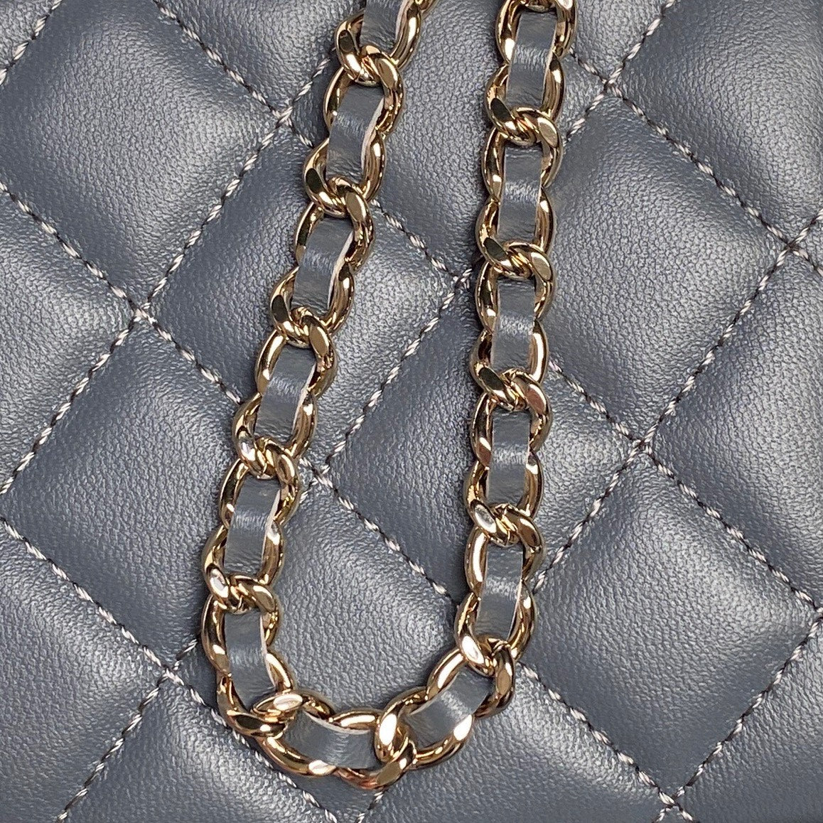 CHANEL 25S VANITY CASE 17 IN BLUE GRAY LAMBSKIN GOLD HARDWARE