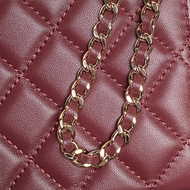CHANEL 25S VANITY CASE 17 IN BURGUNDY LAMBSKIN GOLD HARDWARE