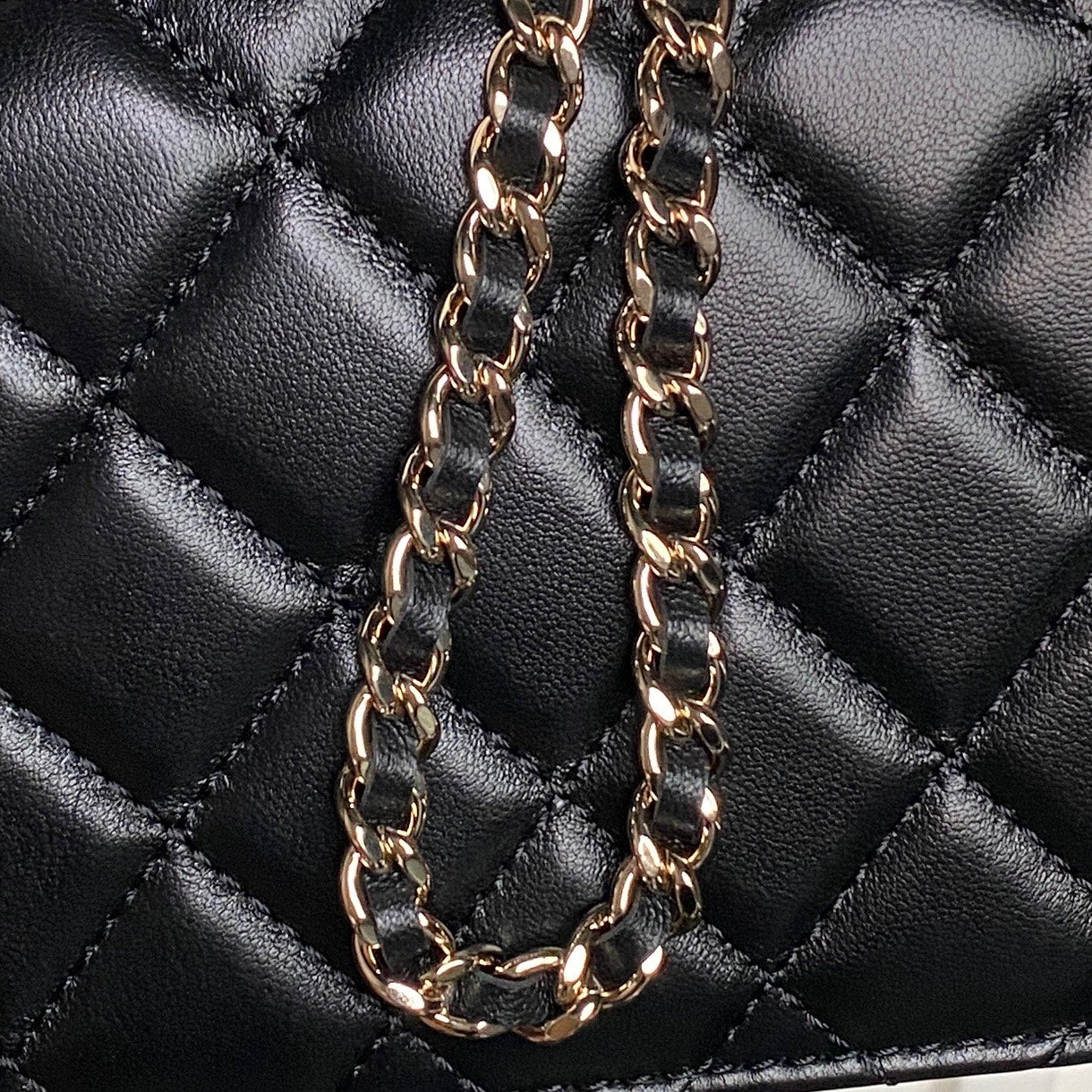 CHANEL 25S MINI FLAP BAG WITH TOP HANDLE 18 IN BLACK LAMBSKIN GOLD HARDWARE