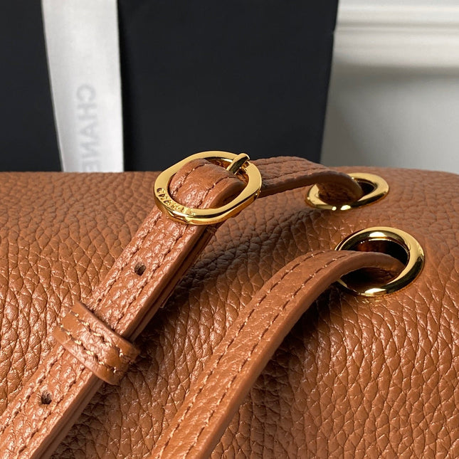 CHANEL 26S CC LOGO SHOULDER BAG 32 IN CAMEL BROWN GRAINED CALFSKIN