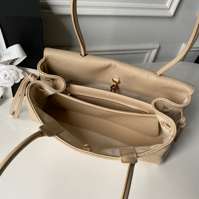 CHANEL 26S BOWLING BAGUETTE BAG 30CM IN BEIGE CAVIAR CALFSKIN