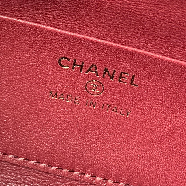 CHANEL 26S BARREL CLUTCH WITH CHAIN 23 IN BLACK QUILTED CALFSKIN GOLD HARDWARE