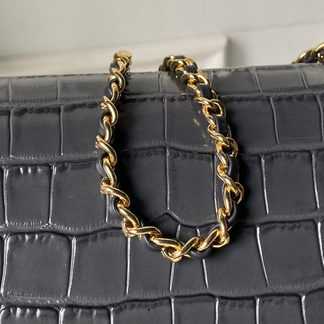 CHANEL 26S BARREL CLUTCH WITH CHAIN 23 IN DARK GREY CROCODILE-EMBOSSED CALFSKIN GOLD HARDWARE
