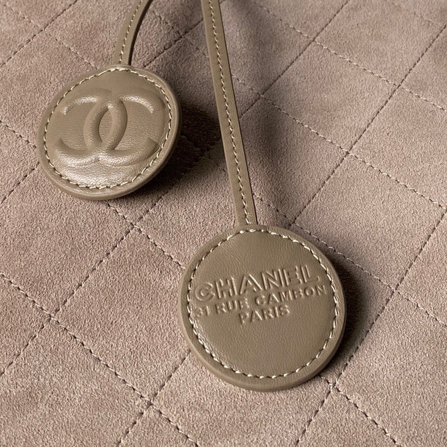 CHANEL 26S BUCKET SHOULDER BAG 27 IN TAUPE BROWN SUEDE AND CALFSKIN GOLD HARDWARE