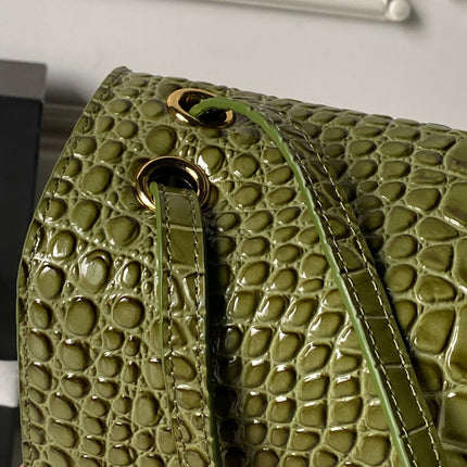 CHANEL 26S CC LOGO SHOULDER BAG 39 IN OLIVE GREEN CROCODILE-EMBOSSED CALFSKIN GOLD HARDWARE