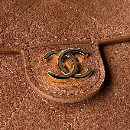 CHANEL 26S BARREL CLUTCH WITH CHAIN 23 IN CARAMEL BROWN SUEDE AND CALFSKIN GOLD HARDWARE