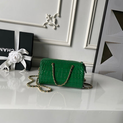 CHANEL 26S MINI TIMELESS CLASSIC BARREL BAG 19 IN GREEN CROCODILE-EMBOSSED PATENT CALFSKIN GOLD HARDWARE