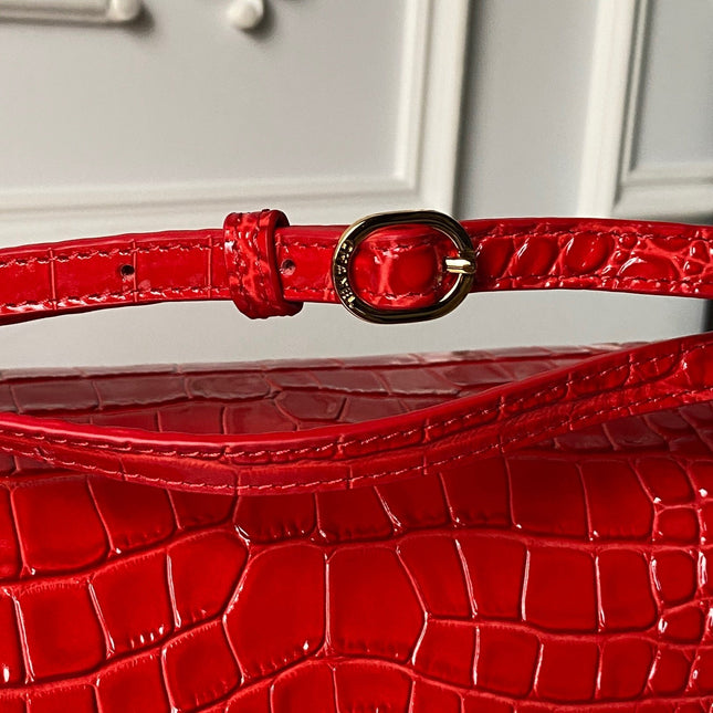 CHANEL 26S CC LOGO SHOULDER BAG 32 IN DARK RED CROCODILE-EMBOSSED CALFSKIN GOLD HARDWARE