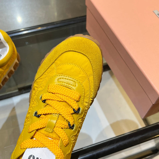 MIUMIU 26S SNEAKERS IN YELLOW FABRIC AND SUEDE