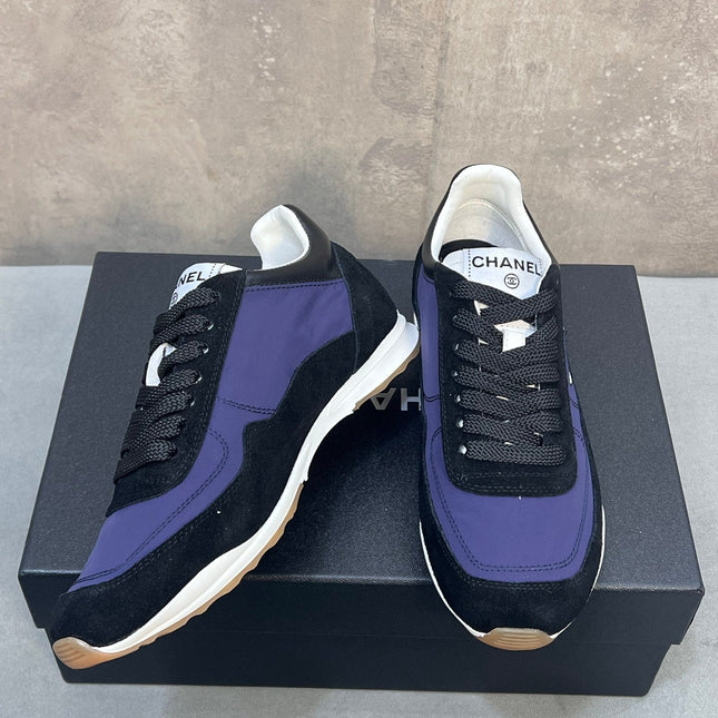 CHANEL 26S RUNNING SNEAKERS IN BLACK PURPLE MIX MATERIAL CC LOGO