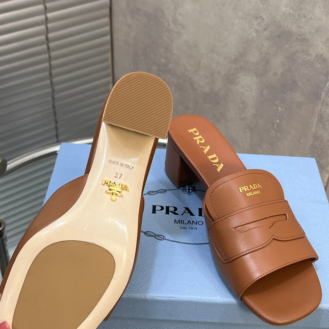 PRADA 26S BLOCK HEEL SLIDE SANDALS 60MM IN CARAMEL BROWN CALFSKIN WITH LOGO