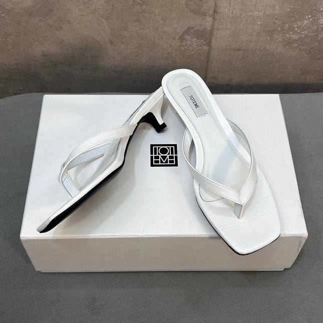 THE ROW 26S SQUARE TOE THONG KITTEN HEEL SANDALS 45MM IN WHITE CROCODILE EMBOSSED CALFSKIN