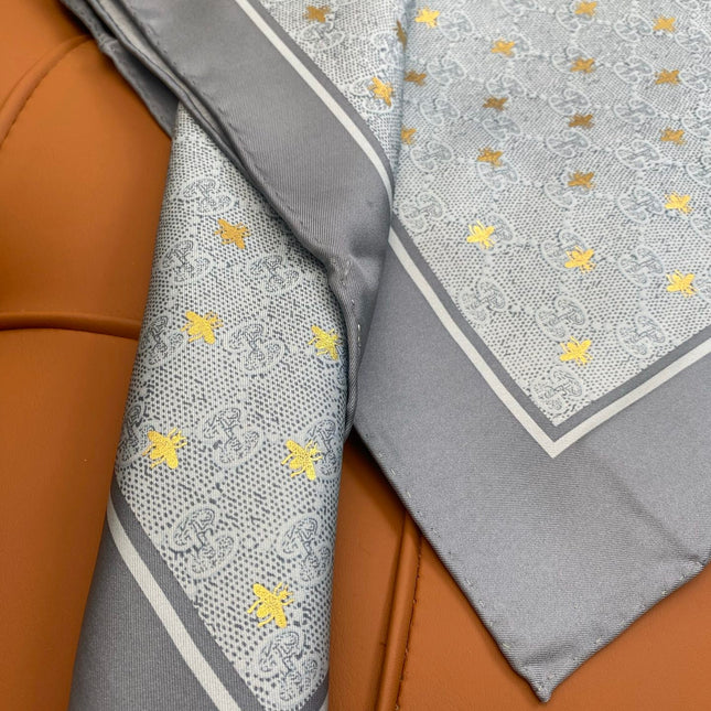 GUCCI 25S SCARF 90 IN SILK 709694