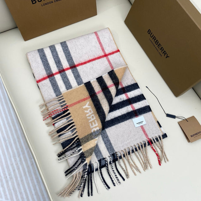 BURBERRY 25S SCARF 168 CM IN CASHMERE 935606