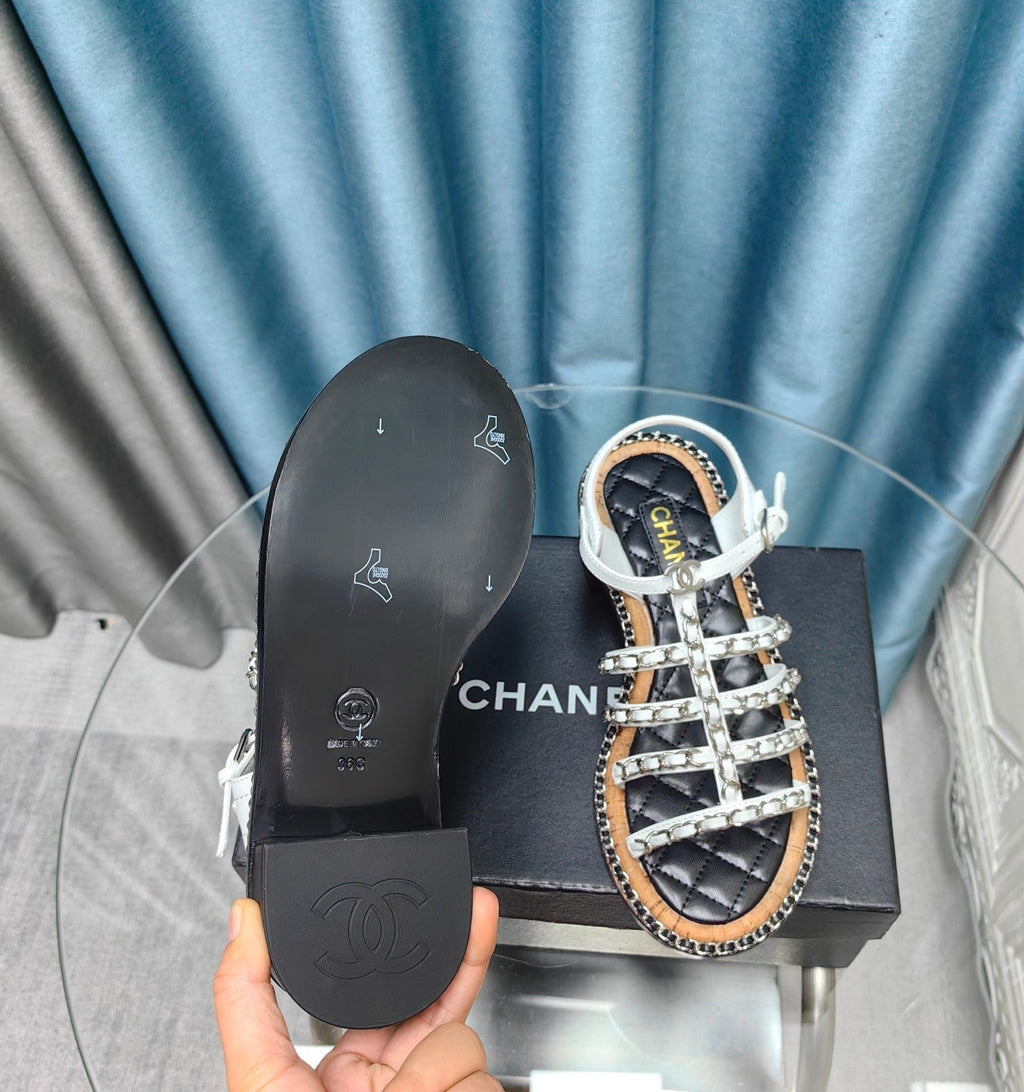 HIGH SANDALS WITH THREE STRAPS IN WHITE CALFSKIN
