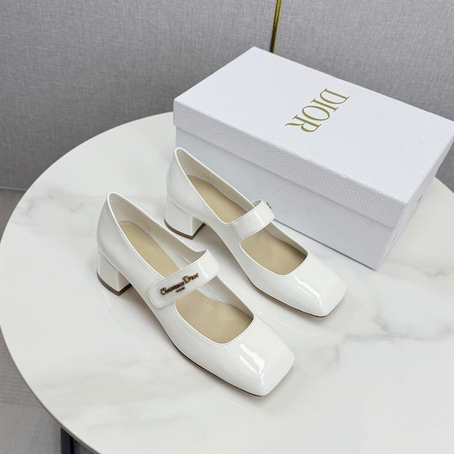 DIOR 26S MARY JANE HIGH HEELS 40MM IN WHITE PATENT CALFSKIN GOLD HARDWARE