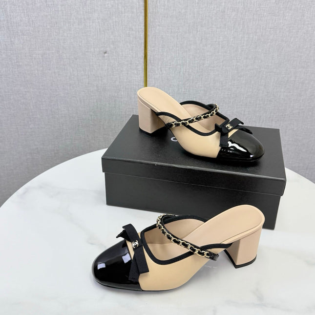 CHANEL 26S HIGH HEEL MULES 45 MM IN BEIGE AND BLACK LAMBSKIN