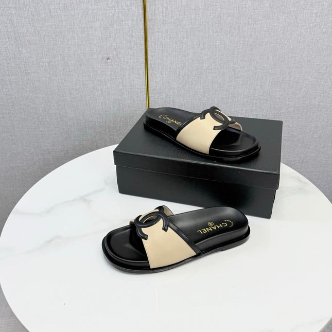 CHANEL 26S ICONIC CC SLIDES IN BEIGE LAMBSKIN