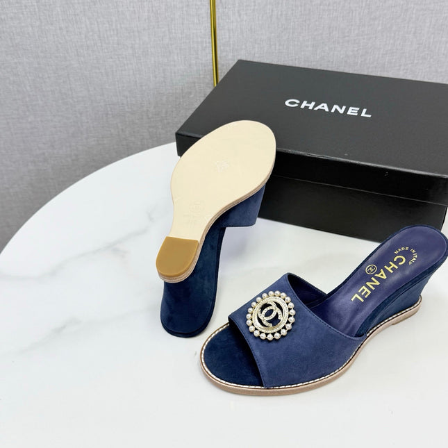 CHANEL 26S WEDGE HEELS IN DARK BLUE SUEDE WITH CC PEARL EMBELLISHED