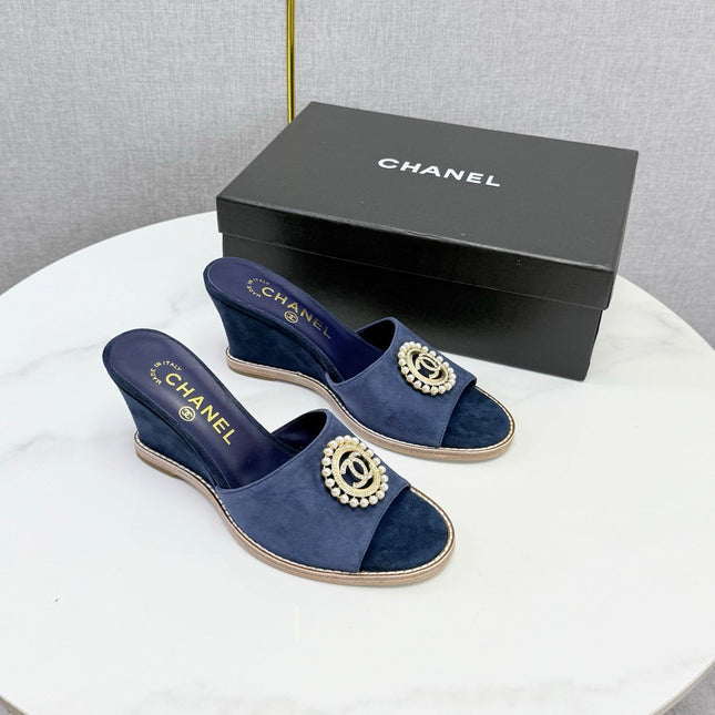 CHANEL 26S WEDGE HEELS IN DARK BLUE SUEDE WITH CC PEARL EMBELLISHED