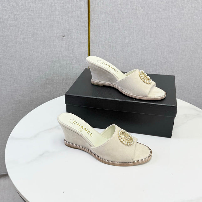 CHANEL 26S WEDGE HEELS IN LIGHT BEIGE SUEDE WITH CC PEARL EMBELLISHED