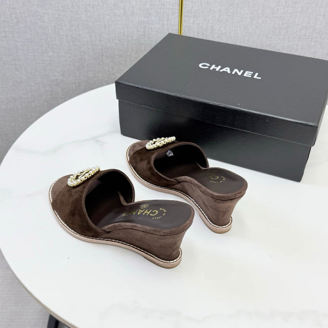 CHANEL 26S WEDGE HEELS IN DARK BROWN SUEDE WITH CC PEARL EMBELLISHED