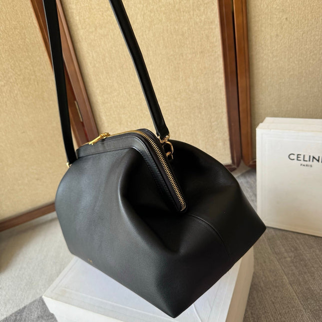 CELINE 26S DOCTOR'S POUCH HANDBAG 35 IN BLACK CALFSKIN