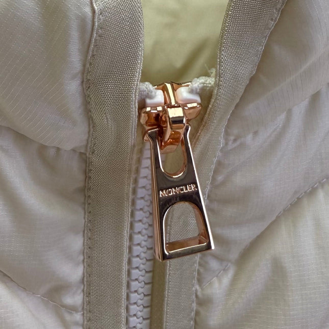 MONCLER 25S DOWN JACKET 438