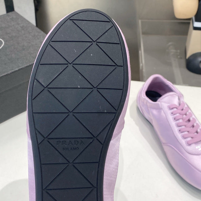 PRADA 26S SNEAKERS IN LIGHT PURPLE SATIN