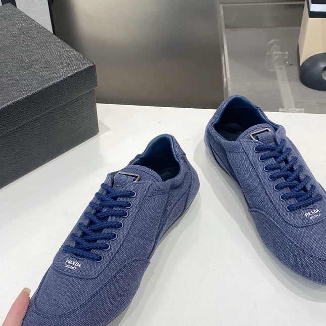 PRADA 26S SNEAKERS IN DARK BLUE FABRIC