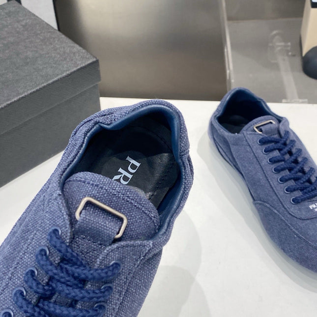 PRADA 26S SNEAKERS IN DARK BLUE FABRIC