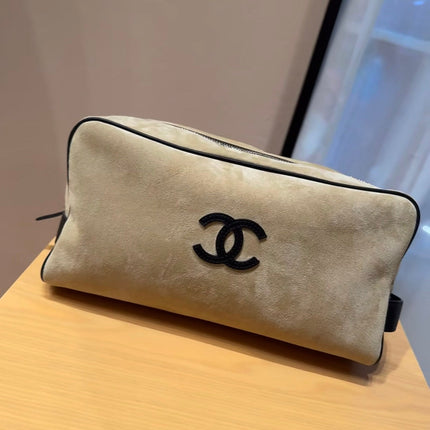 CHANEL 26S RECTANGULAR CLUTCH 29 IN GRAY SUEDE