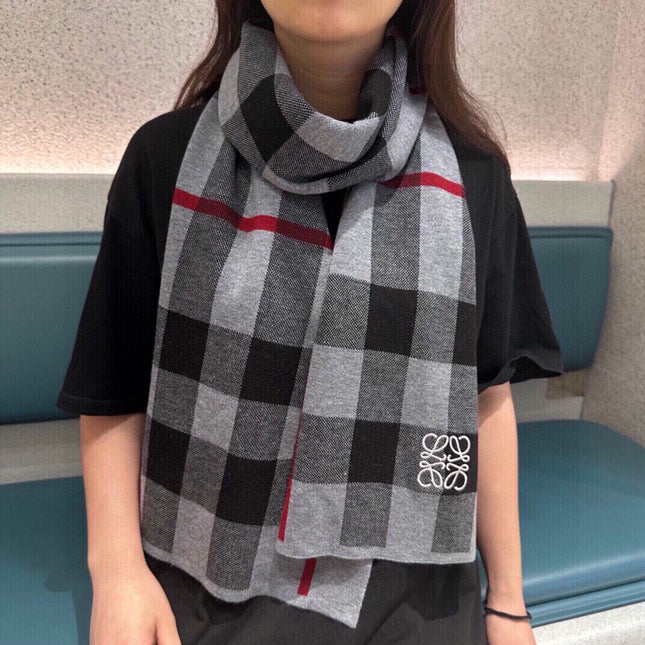 LOEWE 26S SCARF 180 IN CASHMERE 524366