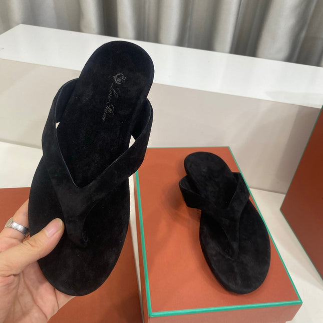 LP 26S THONG SANDALS IN BLACK SUEDE