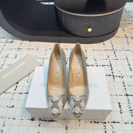 Hangisi 70 Gold Glitter Fabric Leather Jewel Buckle Pumps 912614