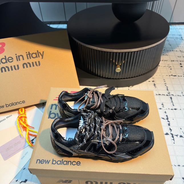 MIUMIU 26S RUNNING SNEAKERS IN BLACK CALFSKIN AND MESH RUBBER SOLE