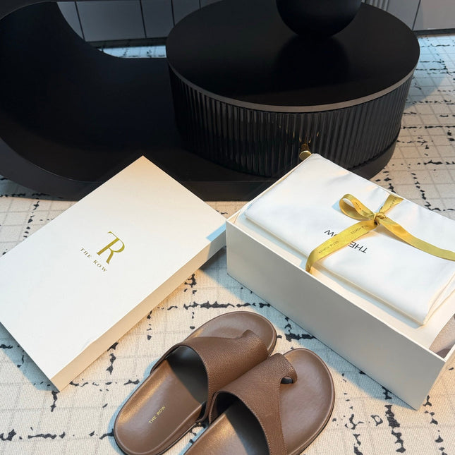 THE ROW 26S THONG SLIDE SANDALS IN BROWN CALFSKIN