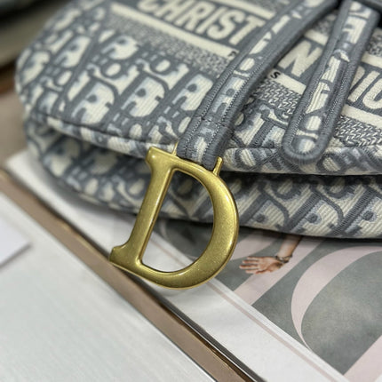 DIOR 26S SADDLE BAG 25 IN GREY AND BLACK OBLIQUE JACQUARD