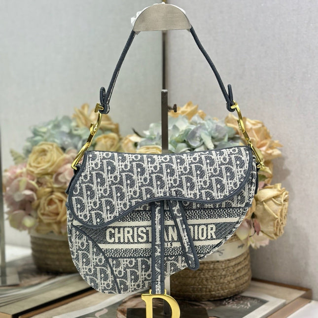 DIOR 26S SADDLE BAG 25 IN NAVY BLUE AND BLACK OBLIQUE JACQUARD