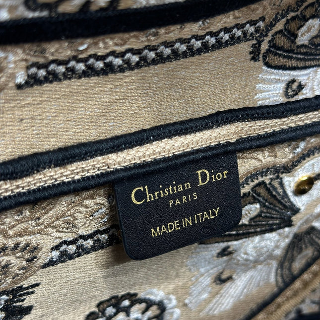 DIOR 26S SADDLE BAG 25 IN BEIGE MIX BLACK WOVEN FABRIC