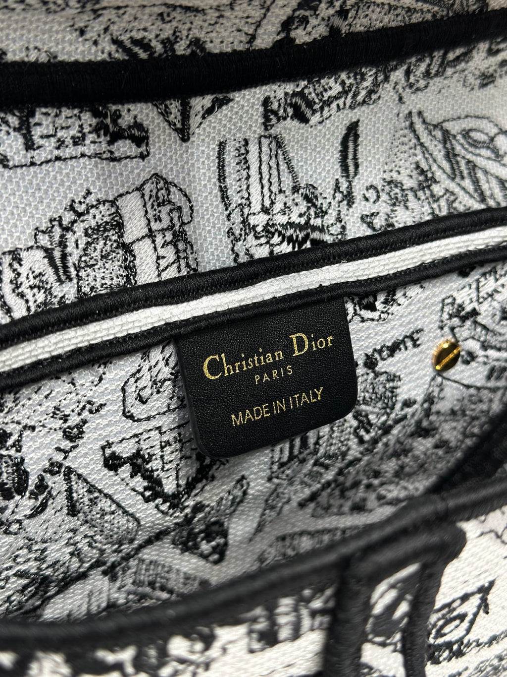 DIOR 26S SADDLE BAG 25 IN WHITE MIX BLACK WOVEN FABRIC
