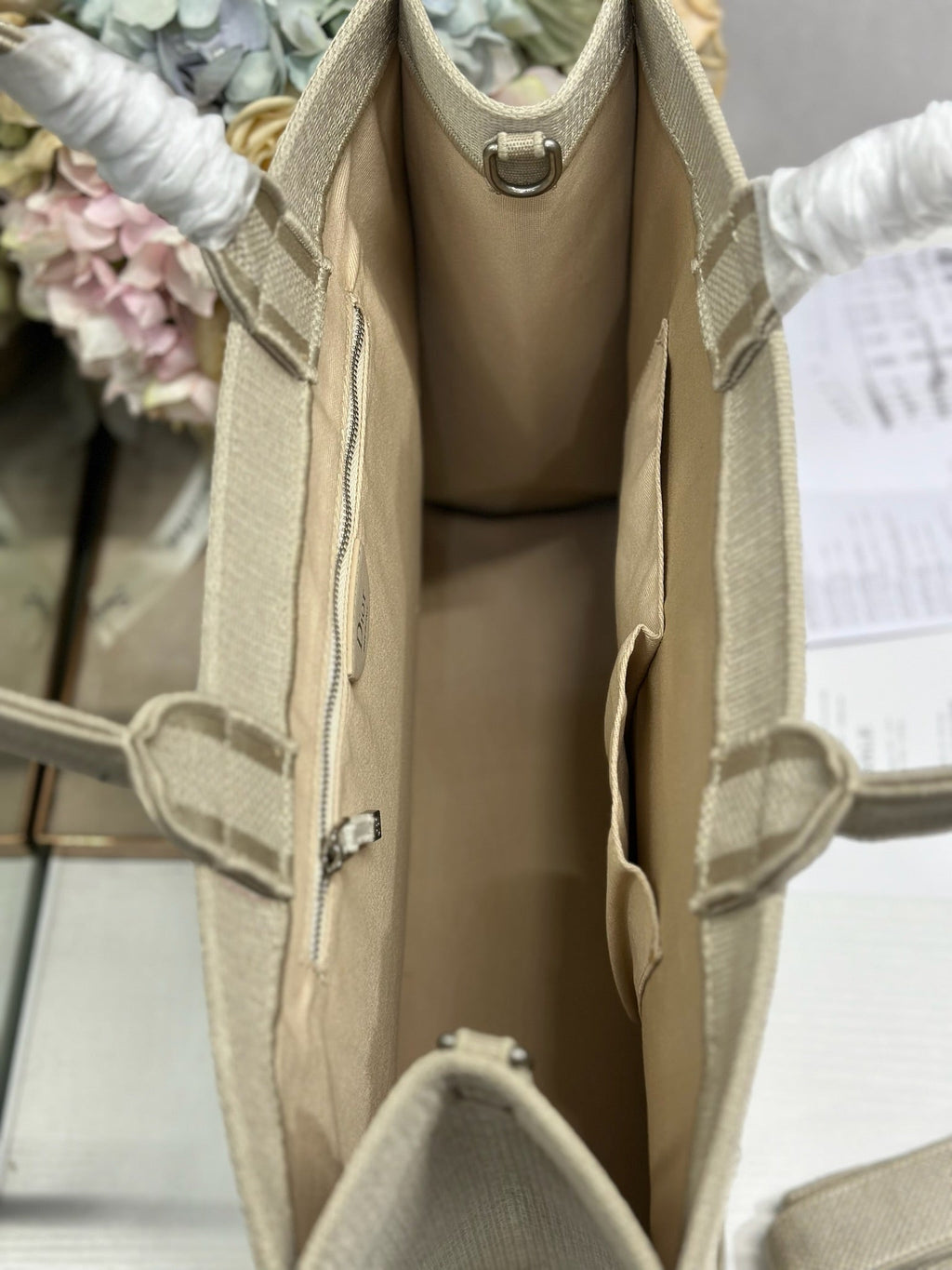 DIOR 26S LARGE BOOK TOTE 42 IN BEIGE WOVEN FABRIC